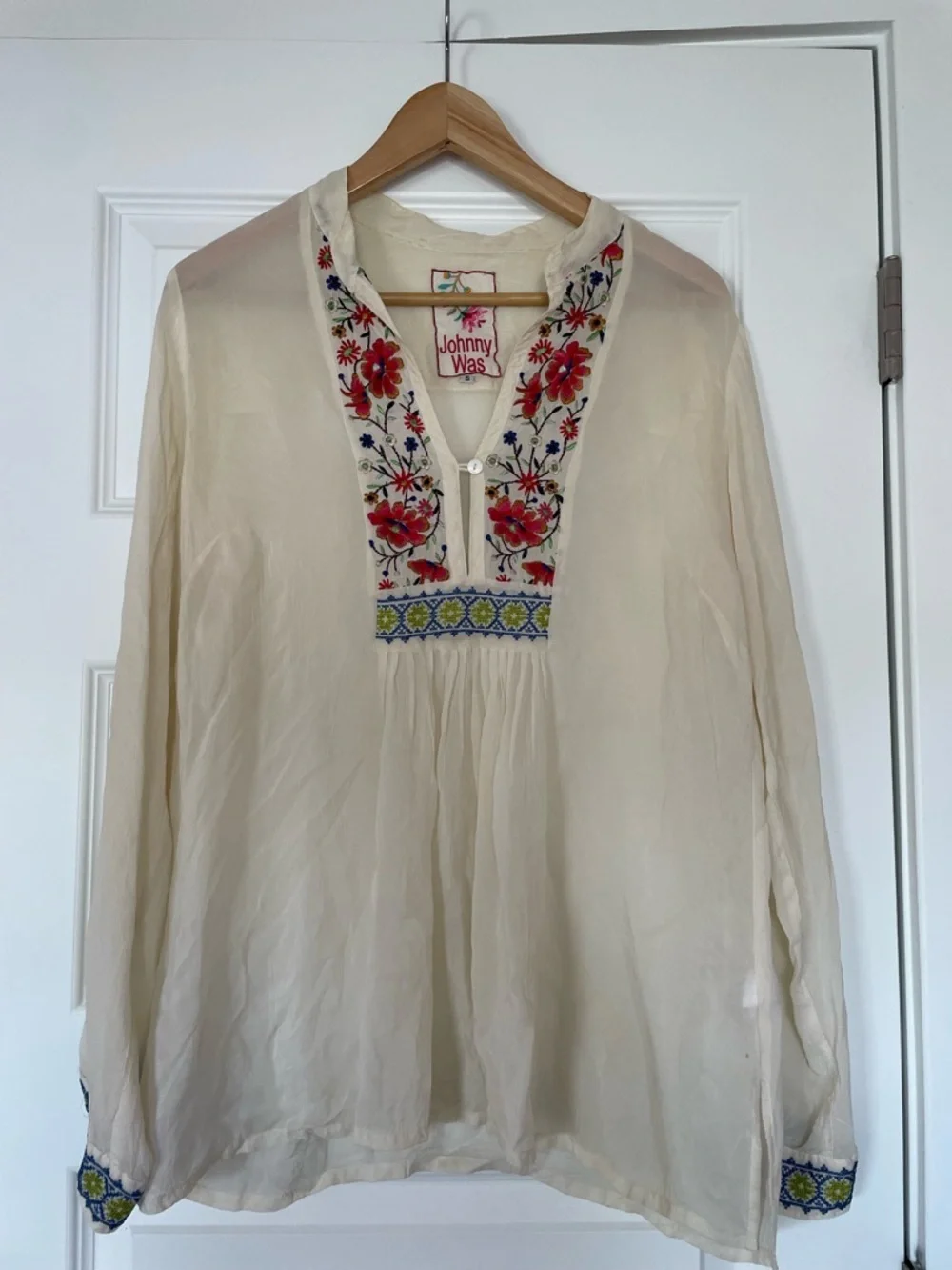 Johnny Was Cream Embroidered V-Neck, Pintuck Peasant Blouse, Small - Picture 1 of 7